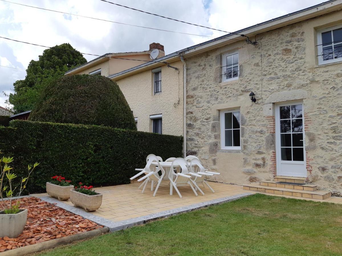 Gite La Bessonniere Villa Saint-Michel-Mont-Mercure Екстериор снимка